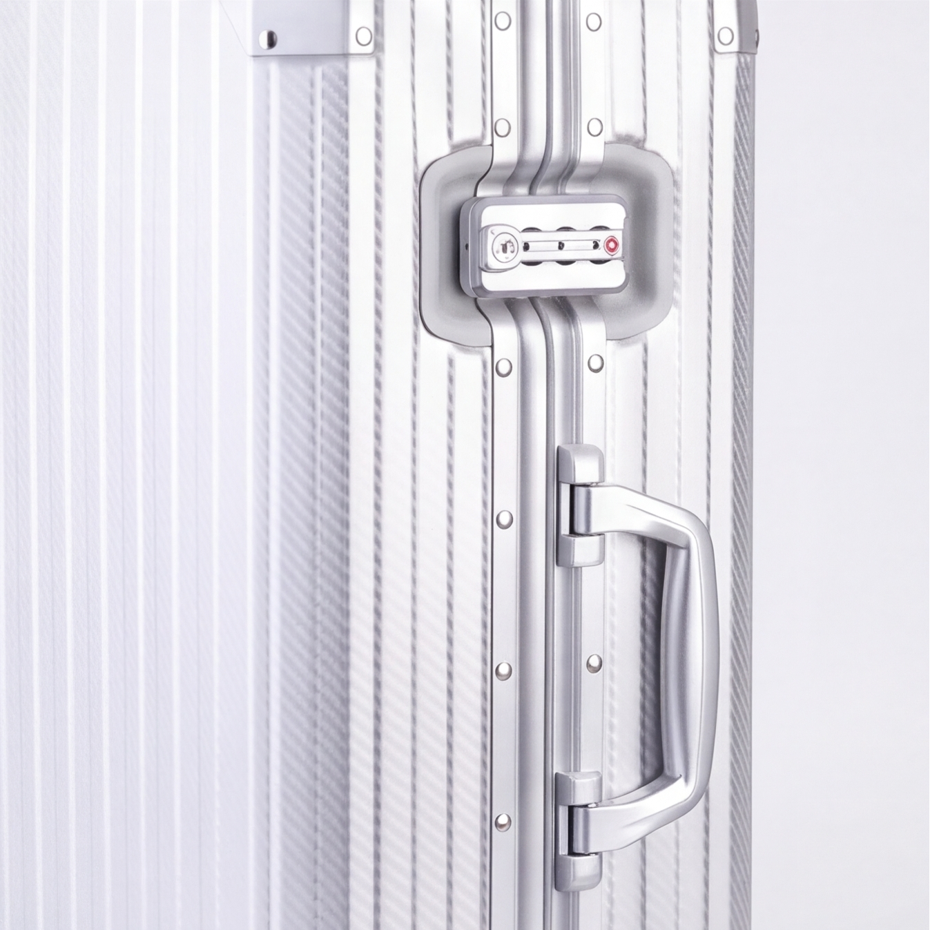 Der Atlas Aluminiumkoffer — Silber